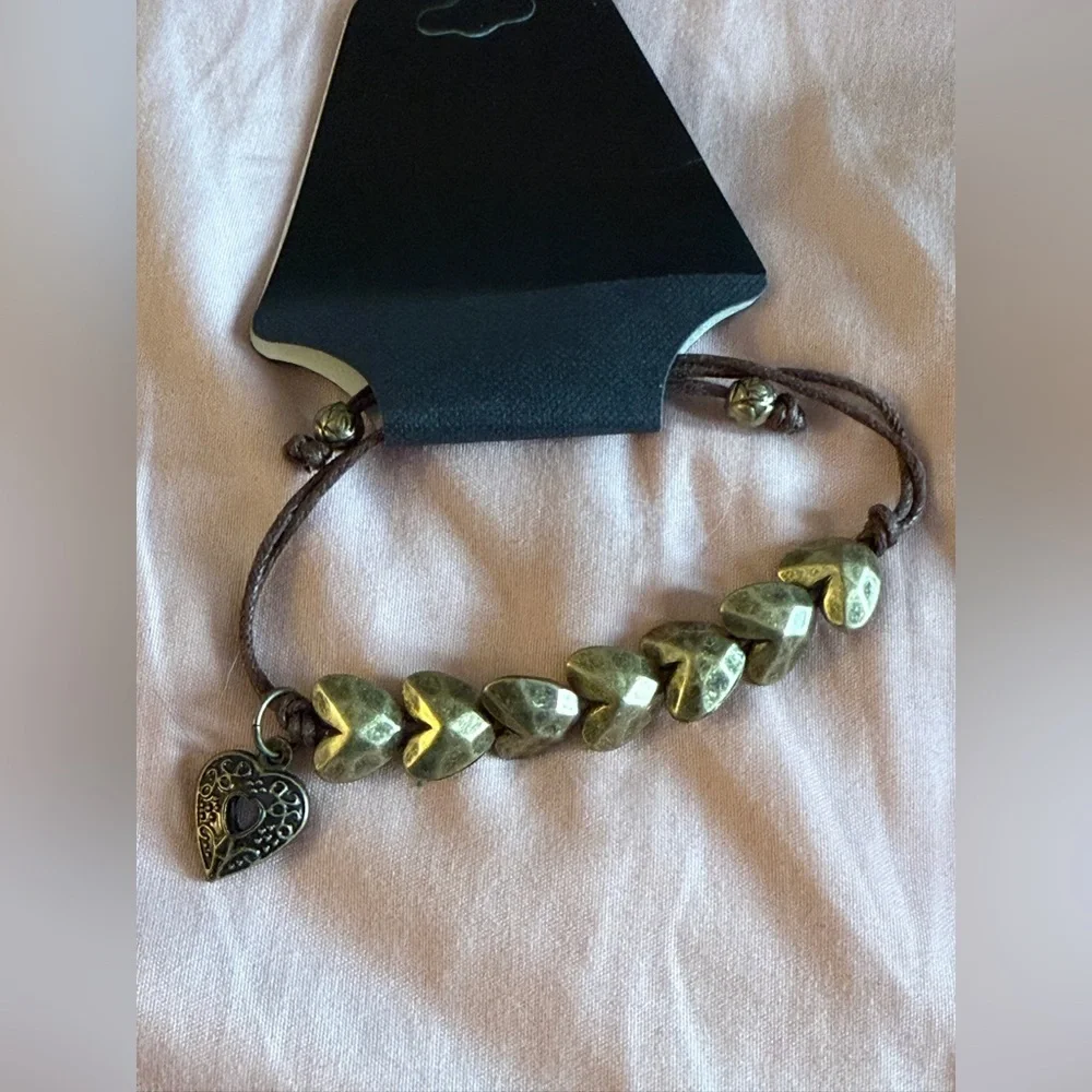 Gold Heart Charm Bracelet NWT
